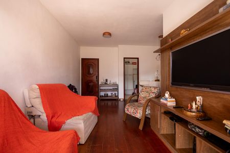 Apartamento à venda com 78m², 2 quartos e 1 vaga Apartamento à venda com 78m², 2 quartos e 1 vagaSala