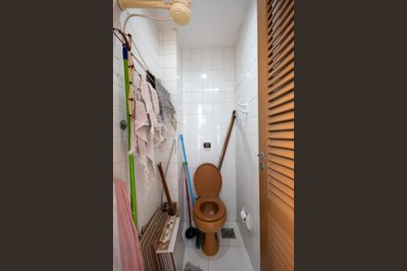 Apartamento à venda com 78m², 2 quartos e 1 vaga Apartamento à venda com 78m², 2 quartos e 1 vagaBanheiro de Serviço