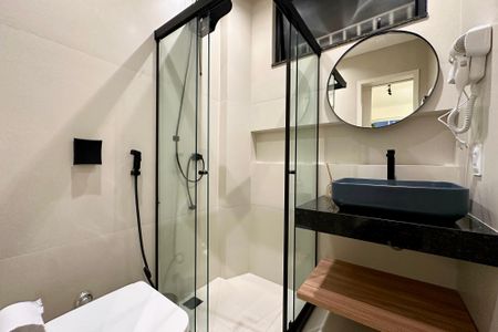 Apartamento à venda com 37m², 1 quarto e sem vaga Apartamento à venda com 37m², 1 quarto e sem vagaBanheiro Social