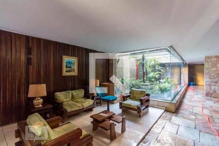 Apartamento à venda com 99m², 2 quartos e sem vaga Apartamento à venda com 99m², 2 quartos e sem vagaHall de Entrada