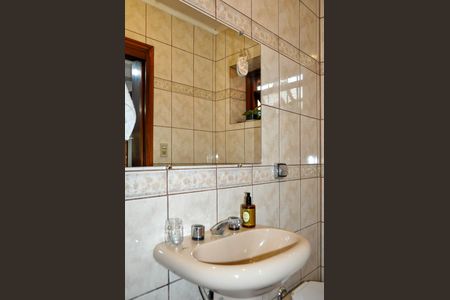 Casa à venda com 160m², 5 quartos e 2 vagasLavabo