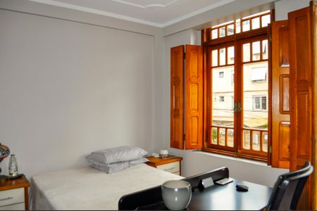 Casa à venda com 160m², 5 quartos e 2 vagasSuíte 1