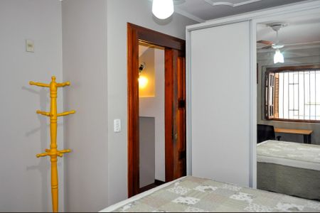 Casa à venda com 160m², 5 quartos e 2 vagasSuíte  2