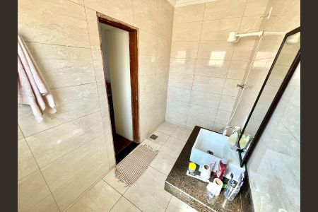 Casa à venda com 188m², 4 quartos e 6 vagas Casa à venda com 188m², 4 quartos e 6 vagasQuarto 3 - Suíte