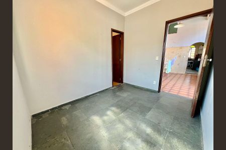 Casa à venda com 188m², 4 quartos e 6 vagas Casa à venda com 188m², 4 quartos e 6 vagasQuarto 4 - Suíte