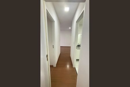 Apartamento à venda com 60m², 2 quartos e 1 vaga Apartamento à venda com 60m², 2 quartos e 1 vagaCorredor