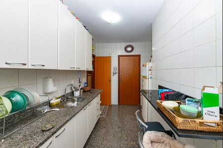 Apartamento à venda com 210m², 4 quartos e 3 vagasCozinha