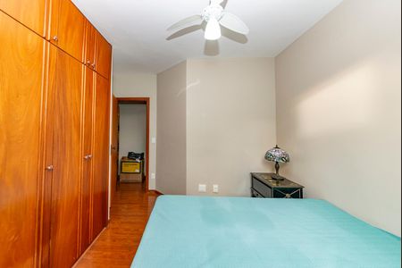 Apartamento à venda com 210m², 4 quartos e 3 vagasQuarto 3