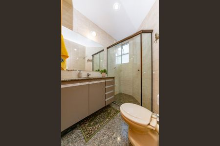 Apartamento à venda com 210m², 4 quartos e 3 vagasBanheiro Social 1