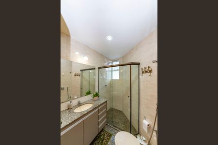 Apartamento à venda com 210m², 4 quartos e 3 vagasBanheiro Social 1