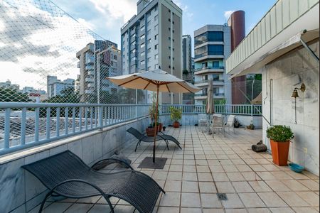 Apartamento à venda com 210m², 4 quartos e 3 vagasÁrea Externa