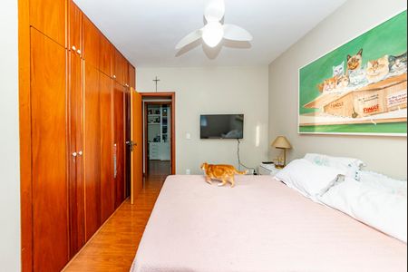 Apartamento à venda com 210m², 4 quartos e 3 vagasSuíte