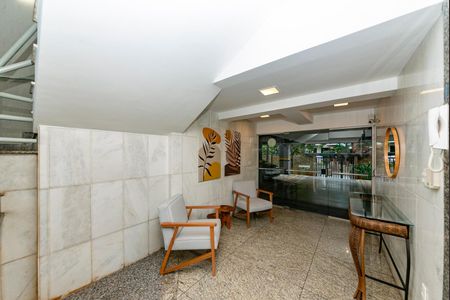 Apartamento à venda com 210m², 4 quartos e 3 vagasÁrea comum - Hall de entrada