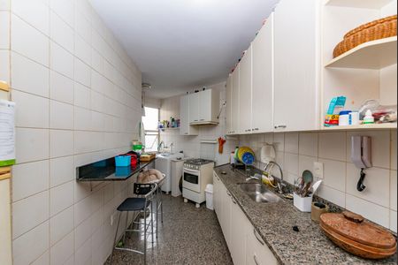 Apartamento à venda com 210m², 4 quartos e 3 vagasCozinha