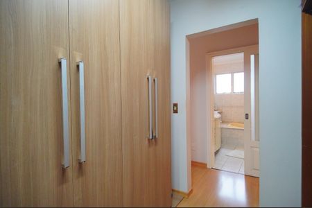 Apartamento à venda com 210m², 4 quartos e 2 vagasCloset