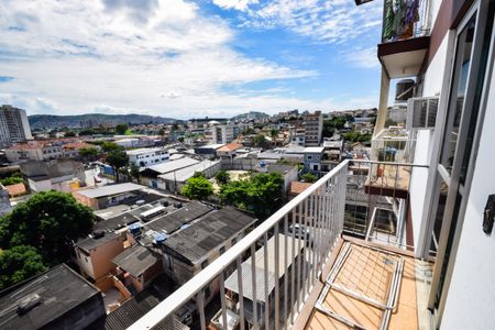 Apartamento à venda com 56m², 3 quartos e 1 vagaVaranda do Quarto 1