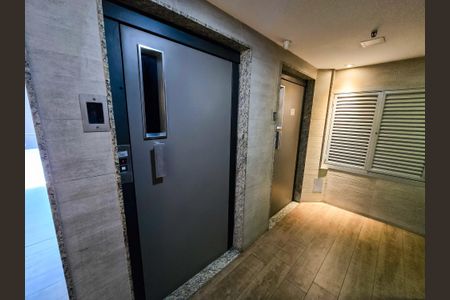 Apartamento à venda com 56m², 3 quartos e 1 vagaÁrea comum