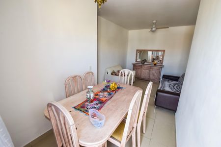 Apartamento à venda com 56m², 3 quartos e 1 vagaSala