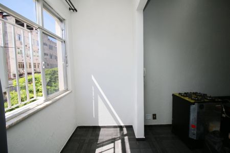 Apartamento à venda com 65m², 2 quartos e 1 vagaSala