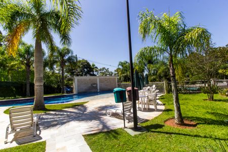 Apartamento à venda com 127m², 3 quartos e 2 vagas Apartamento à venda com 127m², 3 quartos e 2 vagasPiscina