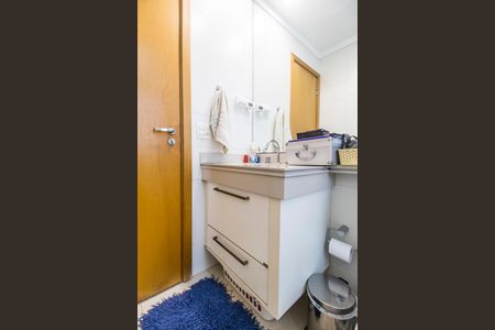 Apartamento à venda com 127m², 3 quartos e 2 vagas Apartamento à venda com 127m², 3 quartos e 2 vagasBanheiro da Suíte 2