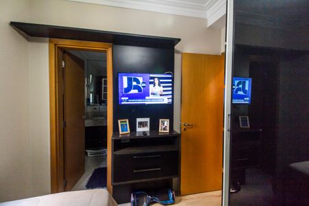 Apartamento à venda com 127m², 3 quartos e 2 vagas Apartamento à venda com 127m², 3 quartos e 2 vagasSuíte 3