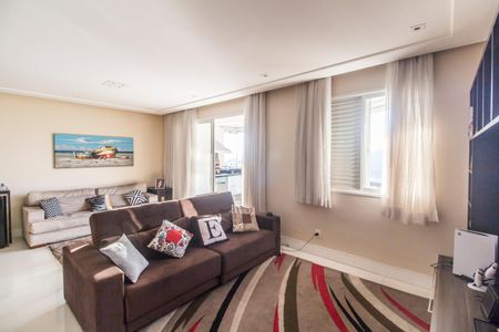 Apartamento à venda com 127m², 3 quartos e 2 vagas Apartamento à venda com 127m², 3 quartos e 2 vagasSala de TV