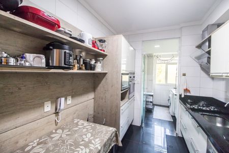 Apartamento à venda com 127m², 3 quartos e 2 vagas Apartamento à venda com 127m², 3 quartos e 2 vagasCozinha