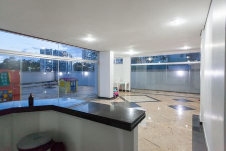 Apartamento à venda com 170m², 3 quartos e 5 vagasÁrea comum - Salão de Festas