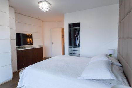 Apartamento à venda com 170m², 3 quartos e 5 vagassuite master