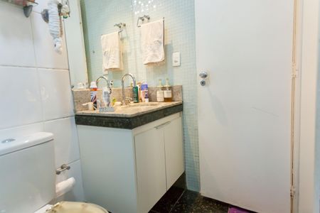 Apartamento à venda com 170m², 3 quartos e 5 vagasbnaheiro suite 2