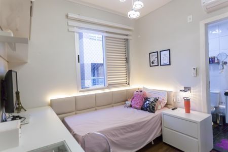 Apartamento à venda com 170m², 3 quartos e 5 vagassuite 2