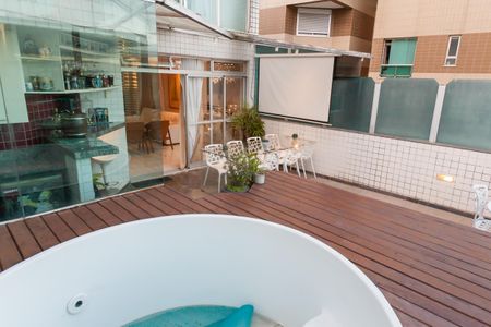 Apartamento à venda com 170m², 3 quartos e 5 vagasarea extena cobertura - hidro massagen