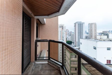 Apartamento à venda com 215m², 4 quartos e 3 vagas Apartamento à venda com 215m², 4 quartos e 3 vagasVaranda  Suíte 2