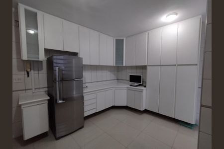 Casa à venda com 107m², 3 quartos e 1 vaga Casa à venda com 107m², 3 quartos e 1 vagaCozinha