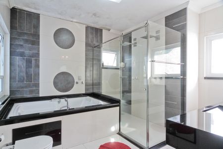 Casa à venda com 600m², 4 quartos e sem vagaBanheiro da Suíte 2