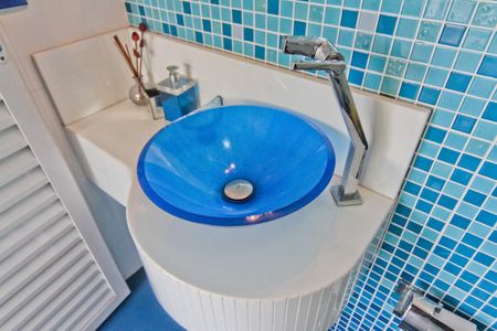 Casa à venda com 600m², 4 quartos e sem vagaÁrea de Serviço - banheiro