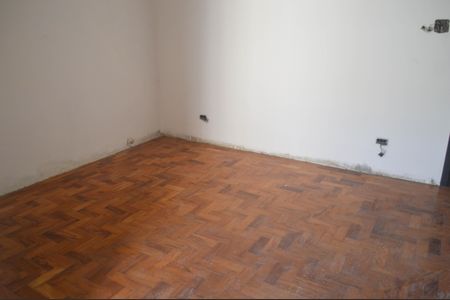 Casa à venda com 396m², 2 quartos e sem vaga Casa à venda com 396m², 2 quartos e sem vagaSuíte