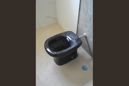 Casa à venda com 396m², 2 quartos e sem vaga Casa à venda com 396m², 2 quartos e sem vagaBanheiro 1