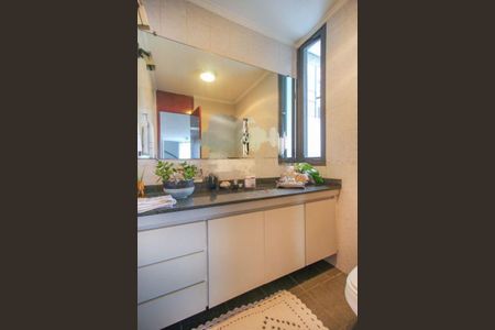 Casa à venda com 430m², 4 quartos e 4 vagas
