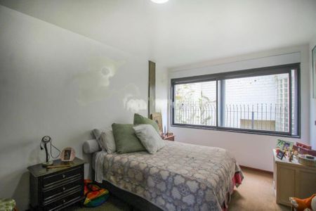 Casa à venda com 430m², 4 quartos e 4 vagas