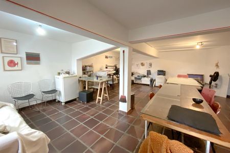 Casa à venda com 345m², 6 quartos e 4 vagasEspaço multiuso