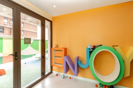 Apartamento à venda com 178m², 3 quartos e 2 vagas Apartamento à venda com 178m², 3 quartos e 2 vagasBrinquedoteca