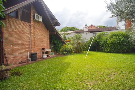 Casa à venda com 300m², 5 quartos e 2 vagasQuintal