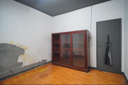 Casa à venda com 300m², 5 quartos e 2 vagasQuarto 4