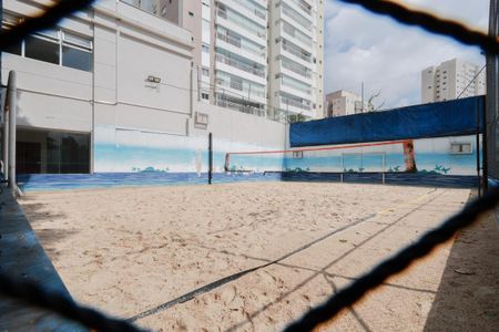 Apartamento à venda com 163m², 3 quartos e 3 vagas Apartamento à venda com 163m², 3 quartos e 3 vagasÁrea comum - Quadra de beach tennis