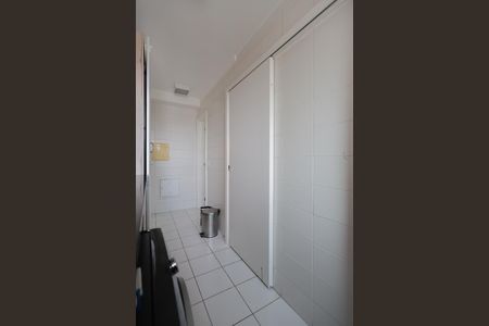 Apartamento à venda com 163m², 3 quartos e 3 vagas Apartamento à venda com 163m², 3 quartos e 3 vagasÁrea de serviço