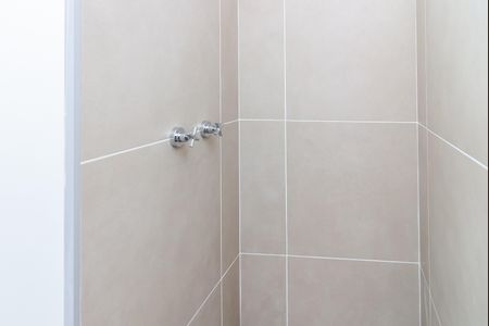 Apartamento à venda com 61m², 2 quartos e 1 vaga Apartamento à venda com 61m², 2 quartos e 1 vagaBanheiro da Suíte