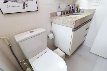 Apartamento à venda com 102m², 3 quartos e 2 vagasBanheiro da Suíte