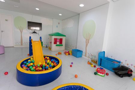 Apartamento à venda com 62m², 2 quartos e 1 vaga Apartamento à venda com 62m², 2 quartos e 1 vagaÁrea comum - Brinquedoteca